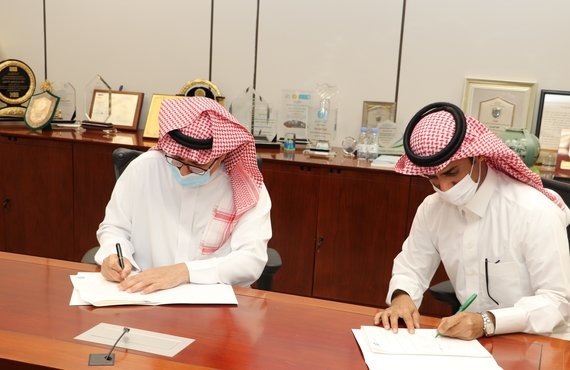 توقيع مذكرة تفاهم بين شركة وادي الرياض وكلية الهندسة لتعزيز مخرجات مشاريع التخرج